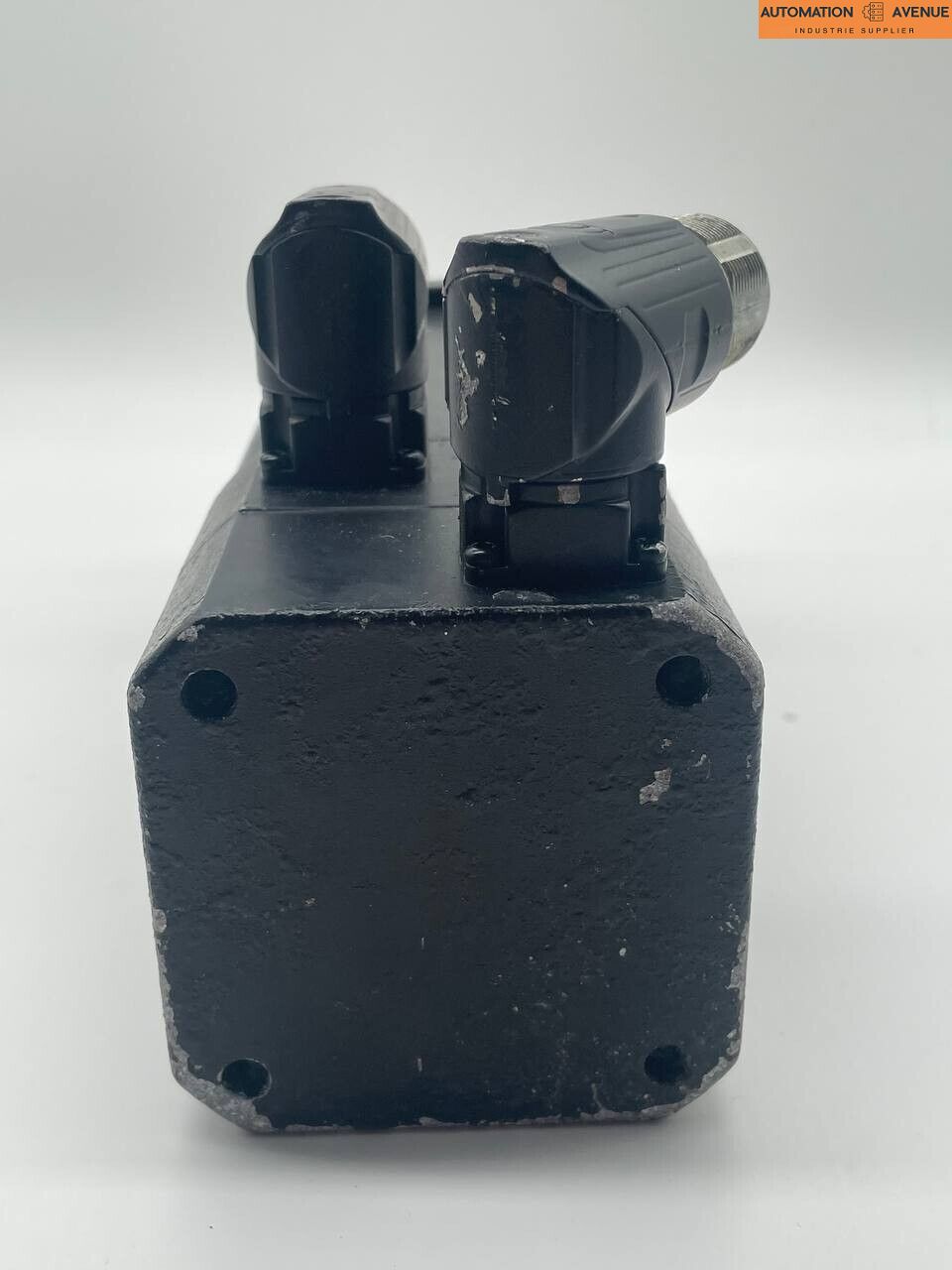 Klicken Sie, um das Bild zu vergrößern B&R Automation AC Servomotor Synchronmotor 8LSA35.E2030D100-0 DEFEKT