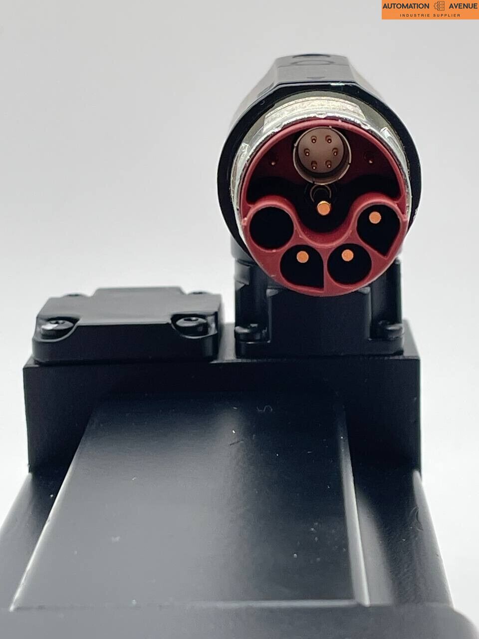 Klicken Sie, um das Bild zu vergrößern B&R Automation Servomotor 8LSA.D5060S200-3 Rev. C9 NEU