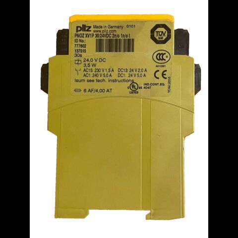 PILZ PNOZ XV1P, 777602 Sicherheitsrelais